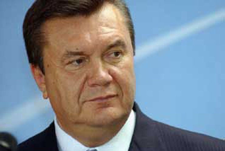 Янукович обещает представить свою Конституцию через неделю. Эксклюзивное интервью "Подробностям недели"