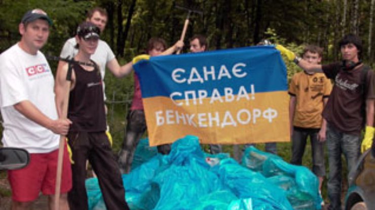 Экс-кандидат в мэры Киева убрал лес