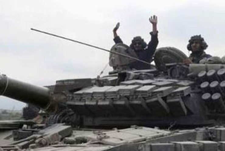 В Цхинвали вошли грузинские танки. Ожесточенные бои продолжаются