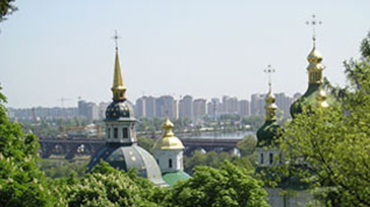 Экологи просят Платини сохранить Киев