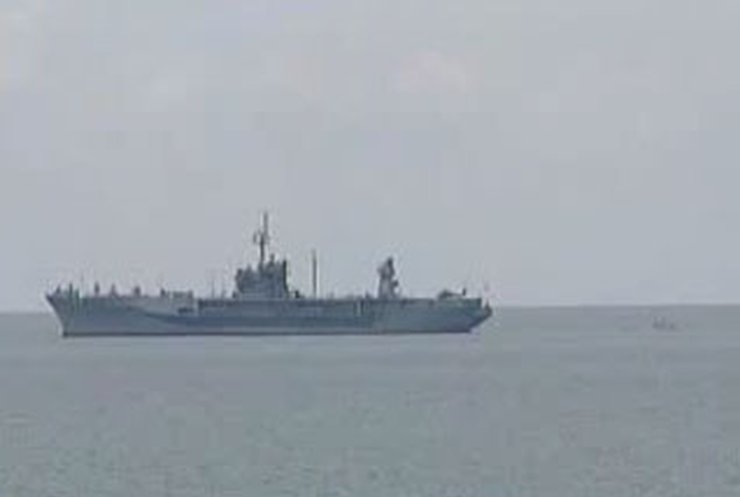 Флагман ВМС США прибыл в грузинский порт Поти
