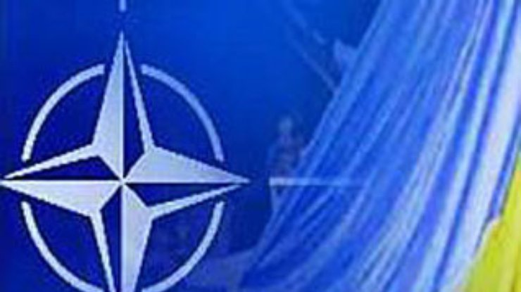НАТО согласно принять Украину в альянс