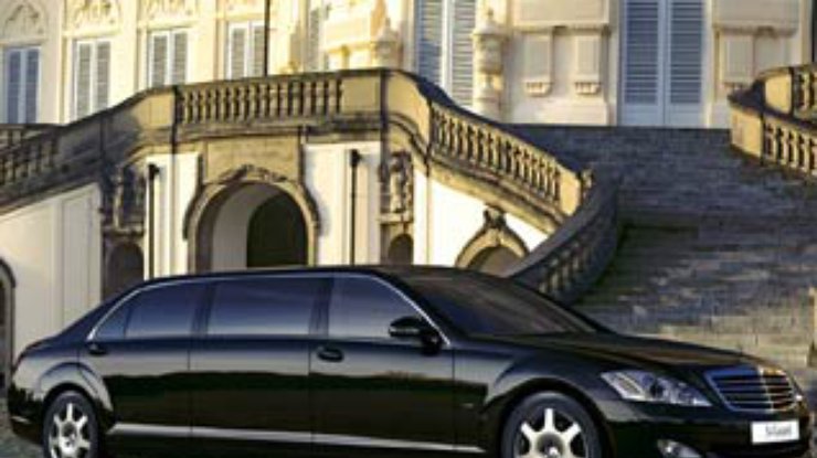 Mercedes-Benz представил юбилейный бронированный Pullman