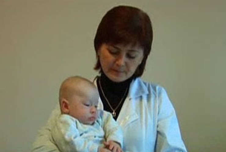 На Луганщине пытаются найти маму ребенка-подкидыша