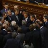 "Распущенные" депутаты мучаются вопросом легитимности