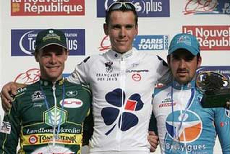 Жильбер выиграл гонку "Париж - Тур"