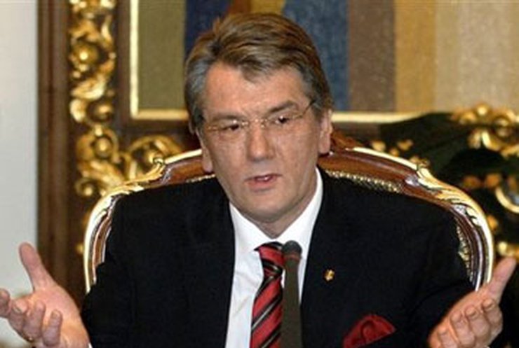 Ющенко подписал закон о безопасности дорожного движения