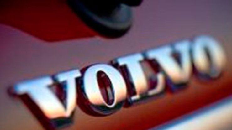 Volvo откладывает выход XC90 и S60