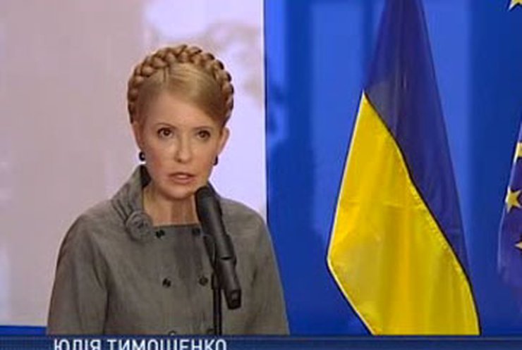 Тимошенко снова просит Ющенко возобновить коалицию
