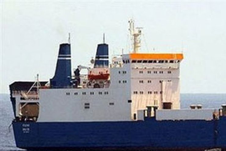 СМИ: Пираты решили не взрывать судно Faina