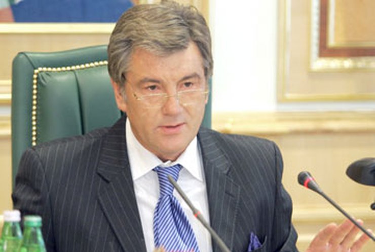 Ющенко уволил главу Печерского суда