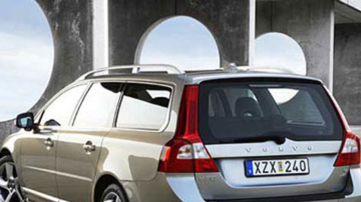 Volvo готовит редизайн V70 и V50