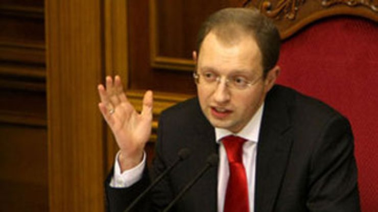 Яценюк: БЮТ разблокировал Раду, но "надежды на работу мало"