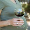 Беременным не вредит умеренное количество алкоголя