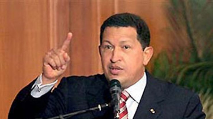 Уго Чавес спел и записал революционную песню