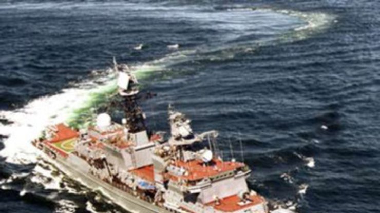 Российский и британский корабли отбили атаку пиратов