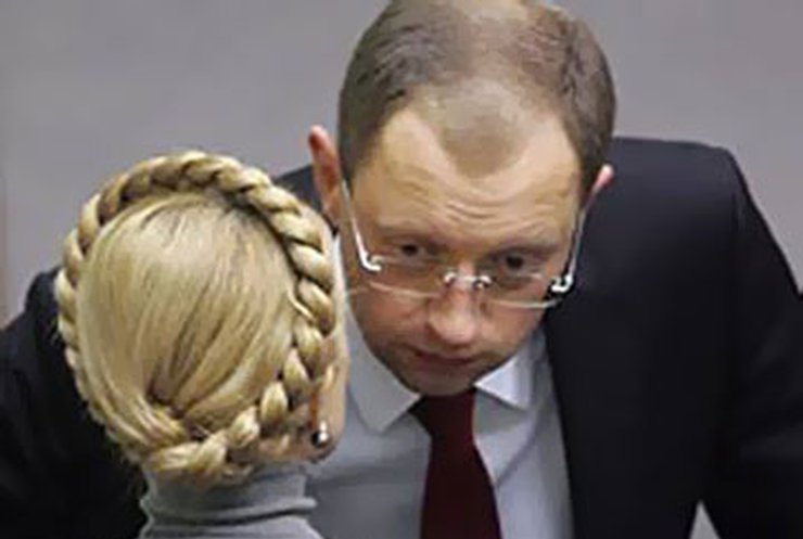 Тимошенко: Яценюка уволили "по указке" Ющенко