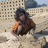 В Европе становится все больше случаев "детского рабства"