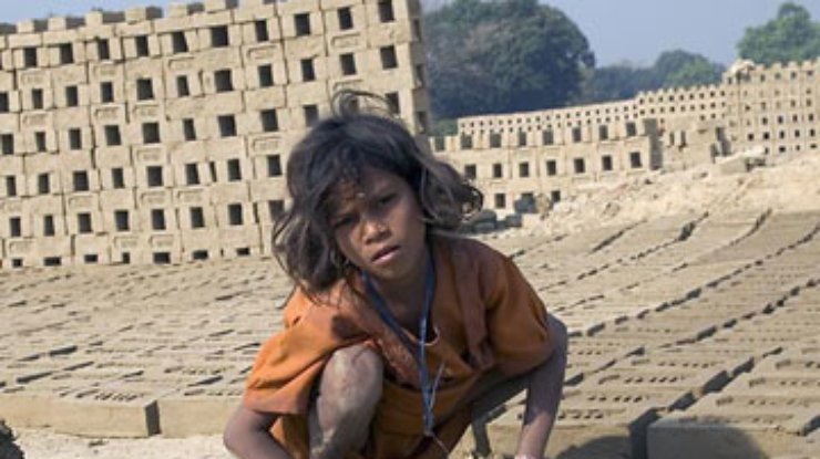 В Европе становится все больше случаев "детского рабства"