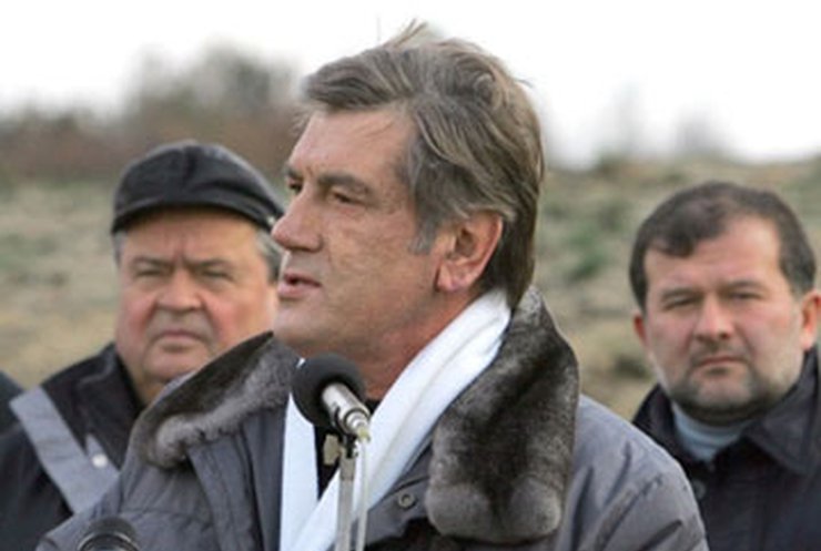 СМИ: Ющенко лоббирует Плюща