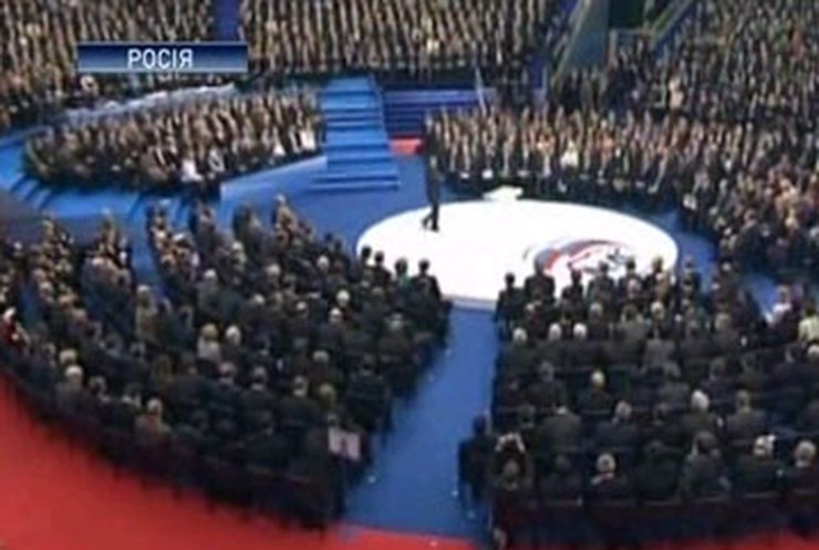 Янукович выступит на съезде партии "Единая Россия"