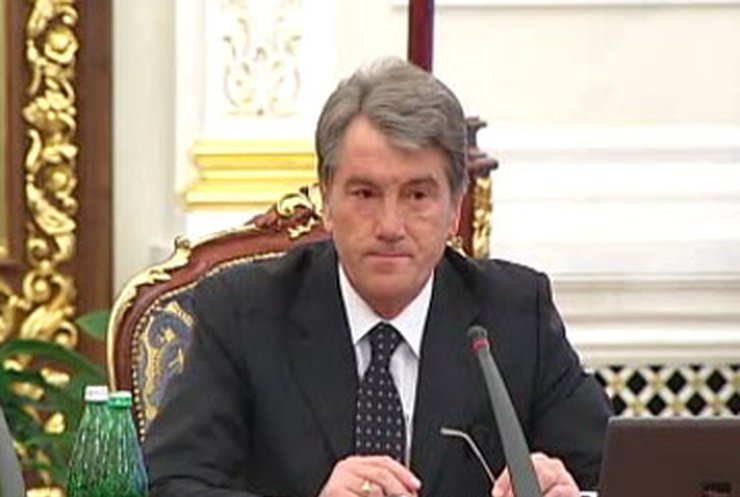 Ющенко стыдно за политиков-хохлов и малороссов