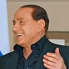 Берлускони предлагает победить кризис шопингом