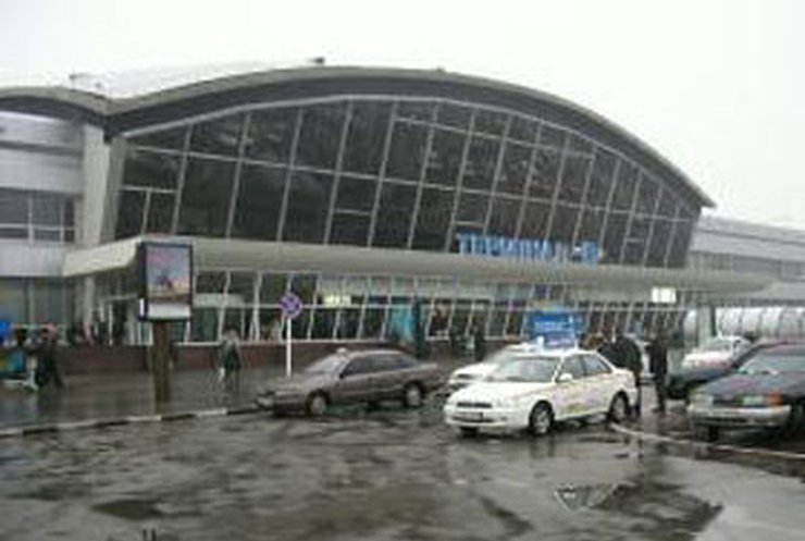 Самолет с украинскими туристами из Таиланда прибыл в Киев