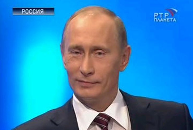 Путин в прямом эфире отвечал на вопросы граждан