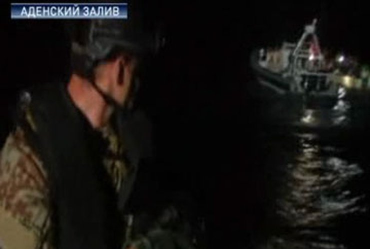 Военные спасли сомалийских пиратов