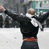 Участники беспорядков в Греции подожгли 90 зданий