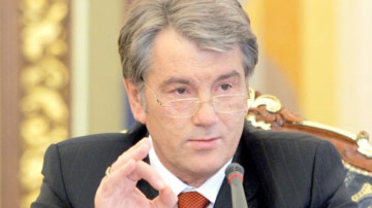Ющенко: Курс гривны близок к нормализации