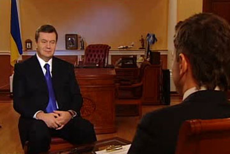 Власть должна немедленно уйти: Эксклюзивное интервью Януковича