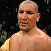 Арреола: Нужно быть неудобным для Кличко