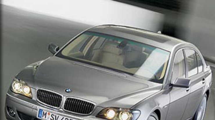 BMW готовит полноприводную версию 7-Series