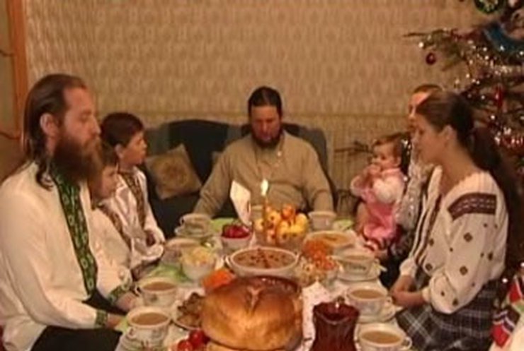 Православные христиане готовятся к Святвечеру