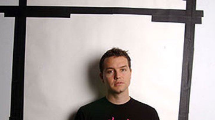 Бывший вокалист группы Blink-182 начинает сольную карьеру