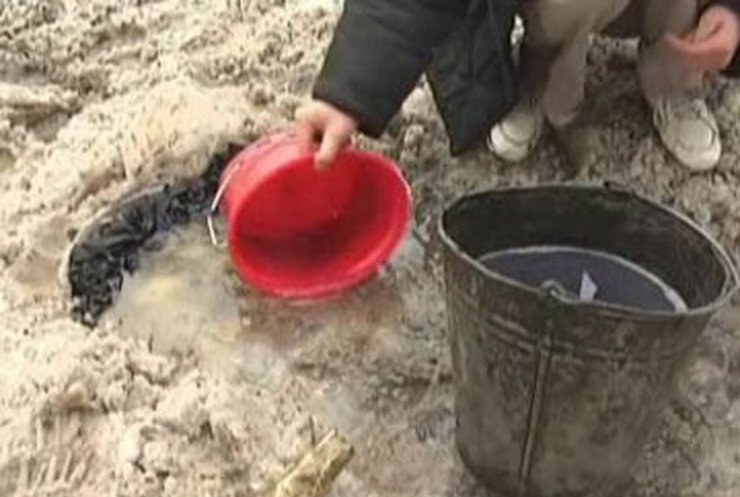В Закарпатской области прорвало нефтепровод