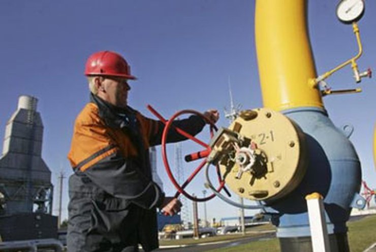 "Газпром" с опозданием возобновил поставки газа в Европу и Украину