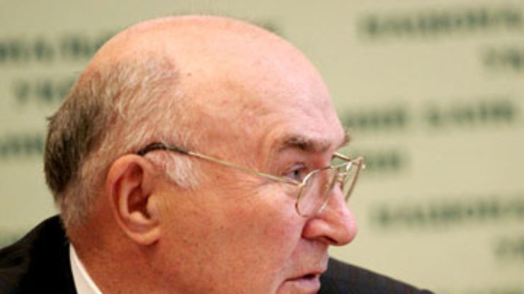 Кабмин просит Ющенко уволить Стельмаха
