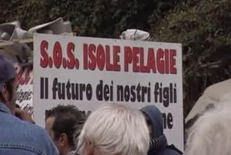 В Италии 700 нелегалов устроили марш протеста