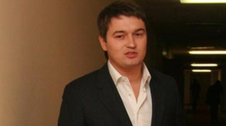 Сын Ющенко защитил диплом на четверку