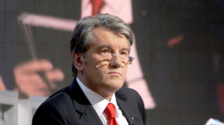 Ющенко просит МВФ оценить борьбу Украины с кризисом