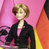 В США выпустили Барби в виде Ангелы Меркель