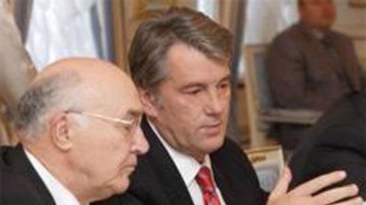 Ющенко поручил Стельмаху держать курс гривны любой ценой