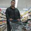 Три четверти украинцев из-за кризиса сократили расходы на питание