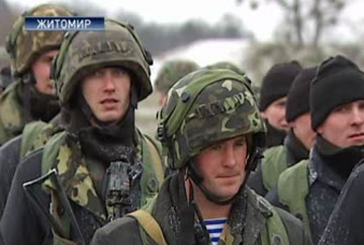 Американские военные помогают украинской армии