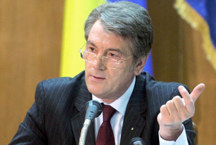 Ющенко вступился за Огрызко