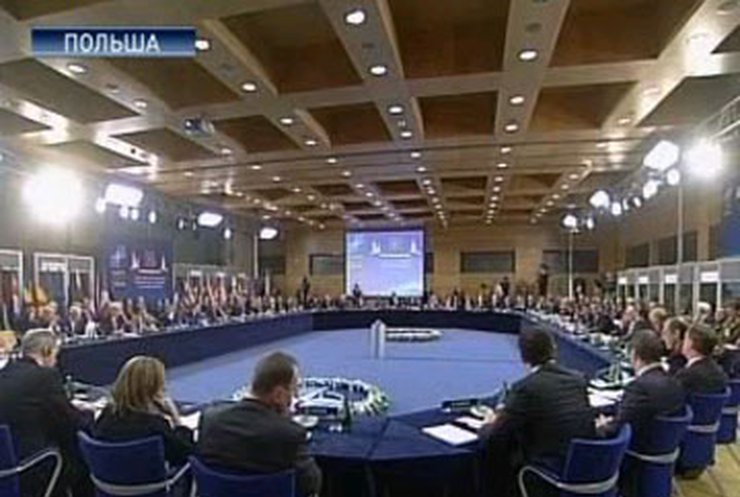 Ехануров примет участие в заседании Украина-НАТО