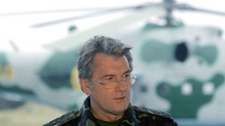 Ющенко про Кравчука: Стариков кидают под танки
